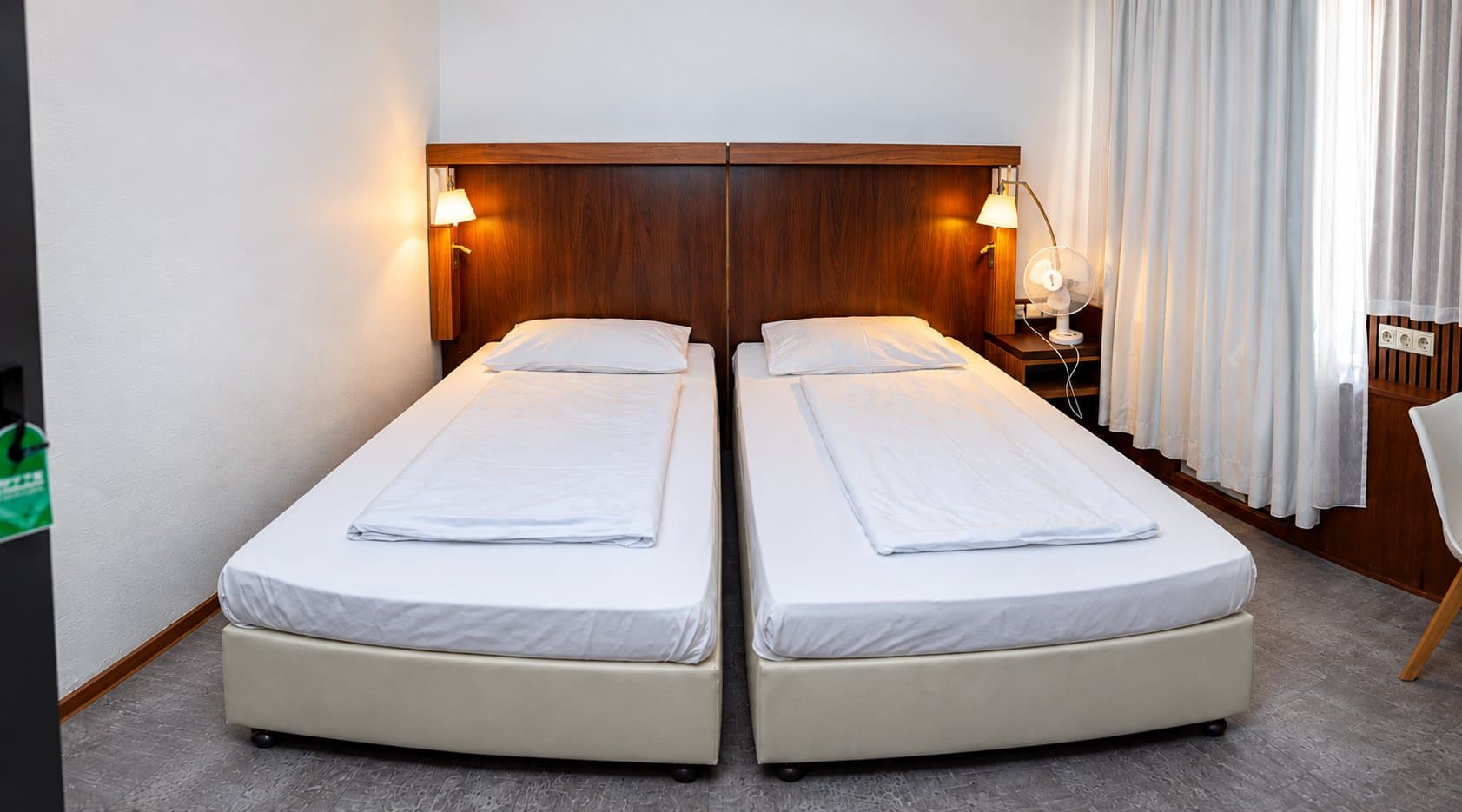 Twin room at Hotel Hadrigan